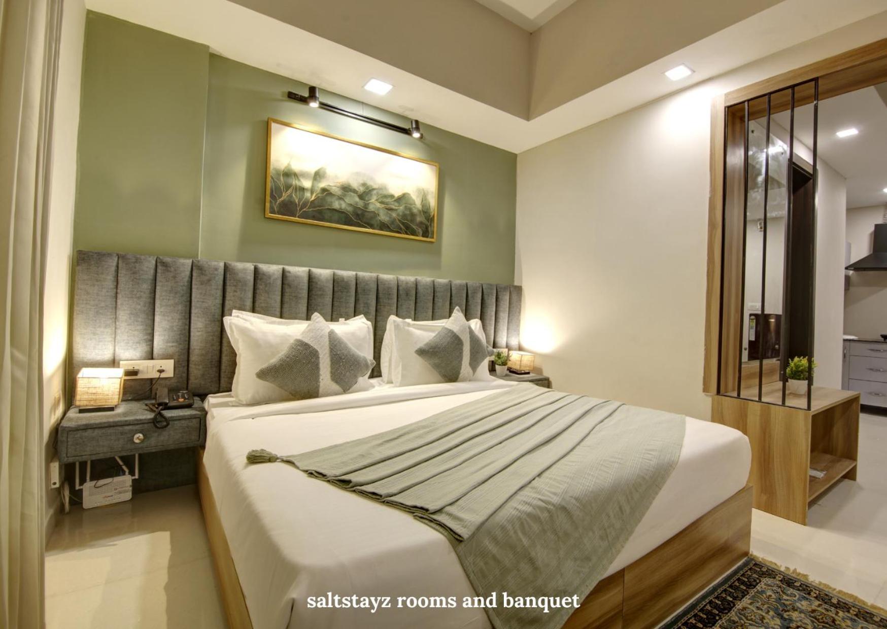 Saltstayz Premier Executive Serviced Apartment - Golf Course Extension Road คูร์เคาน์ ภายนอก รูปภาพ